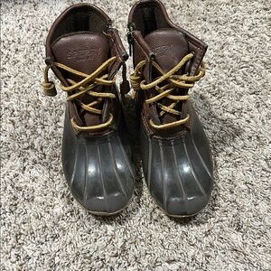 Sperry Kids Brown and Gray Duck Boots size 1